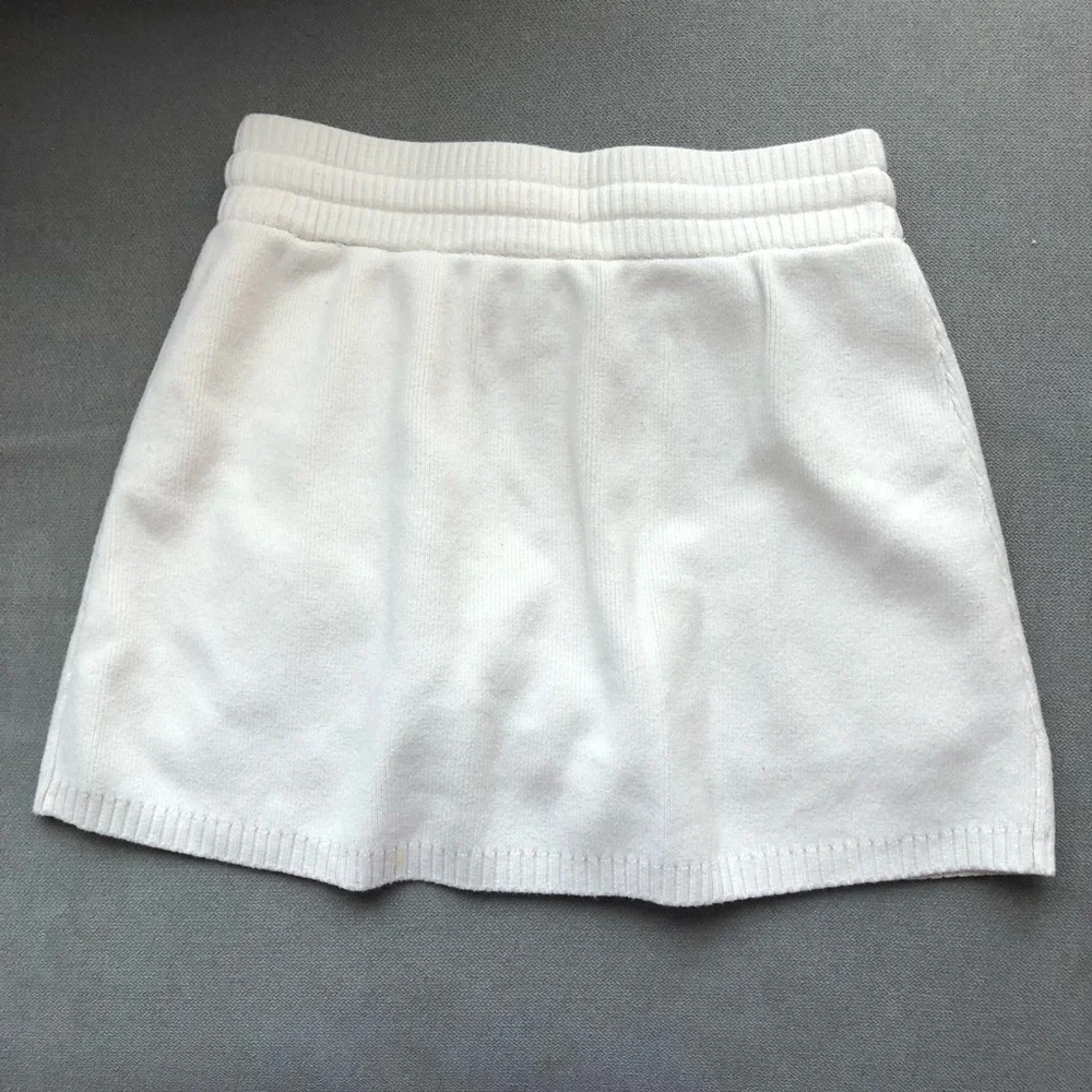 Alo Yoga Scholar Knit Cargo Skirt Ivory XS